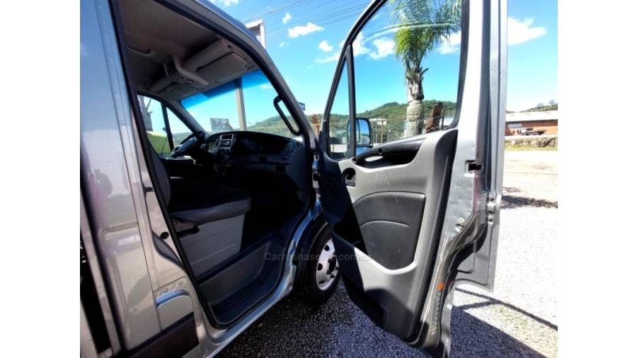 IVECO - DAILY - 2013/2013 - Verde - Sob Consulta