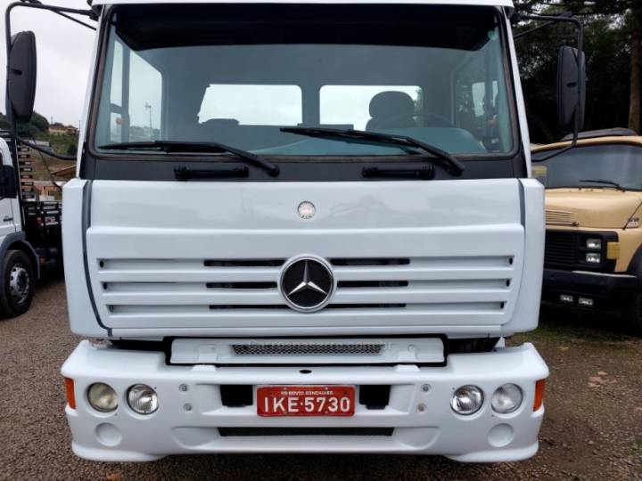 MERCEDES-BENZ - 1720 - 2001/2001 - Branca - Sob Consulta