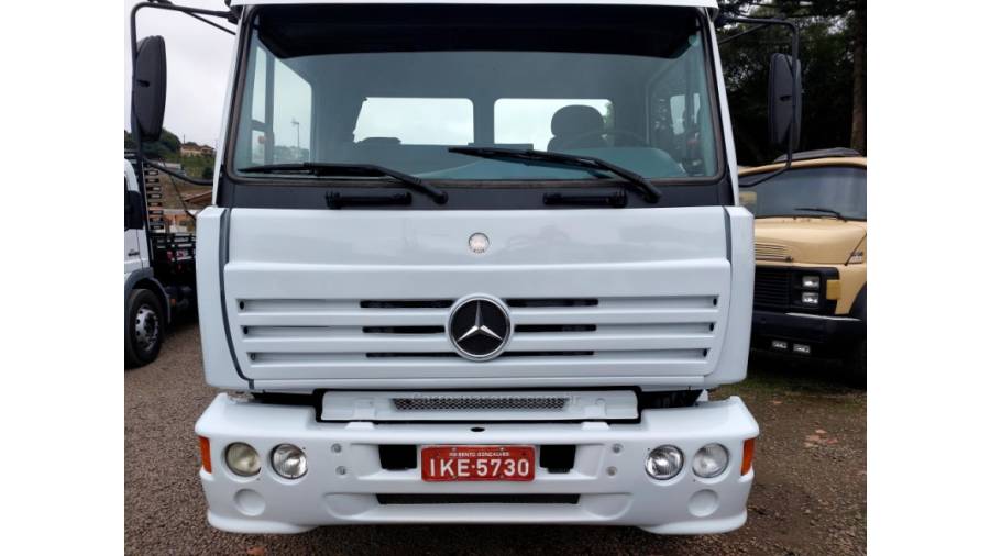 MERCEDES-BENZ - 1720 - 2001/2001 - Branca - Sob Consulta