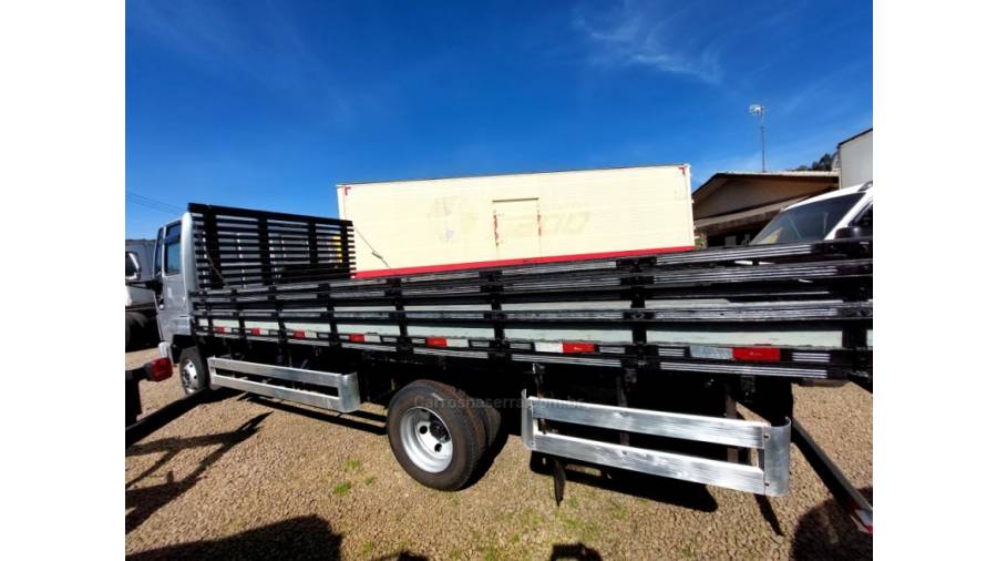 FORD - CARGO 816 - 2013/2013 - Cinza - Sob Consulta