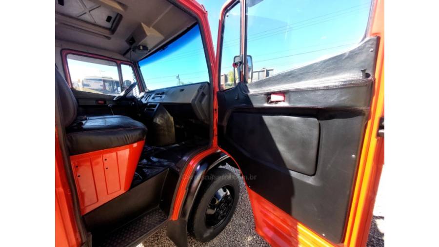 MERCEDES-BENZ - 710 - 1996/1996 - Vermelha - Sob Consulta