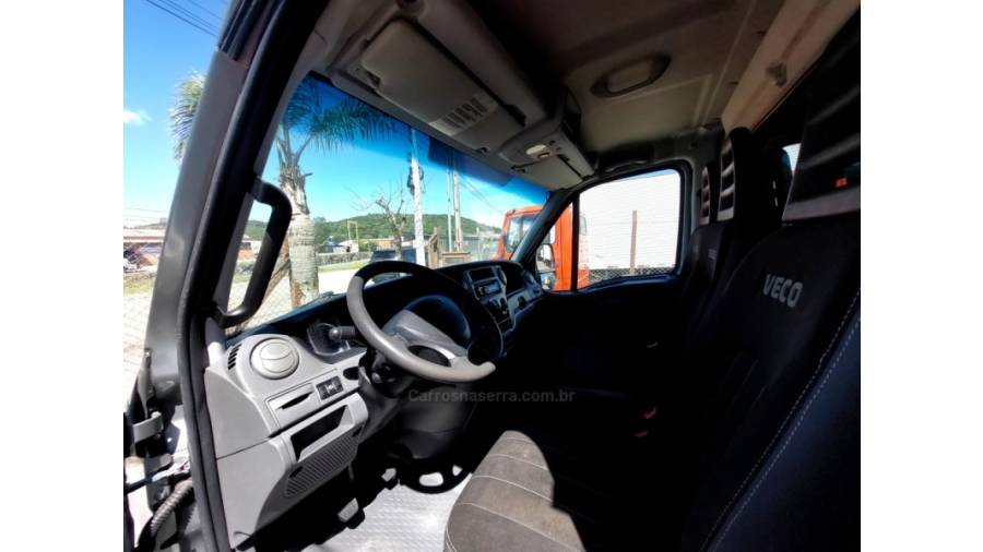 IVECO - DAILY - 2013/2013 - Verde - Sob Consulta