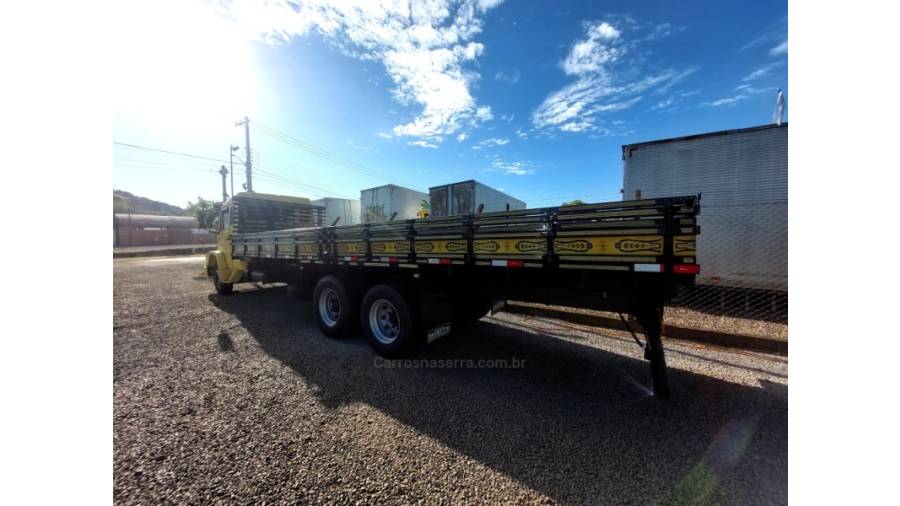 MERCEDES-BENZ - 1218 - 1990/1990 - Amarela - Sob Consulta