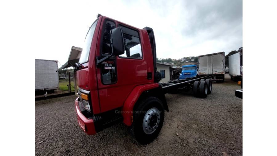FORD - CARGO 1618 - 1989/1989 - Vermelha - Sob Consulta