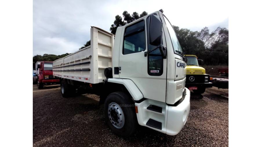 FORD - CARGO 1517 - 2005/2005 - Branca - Sob Consulta