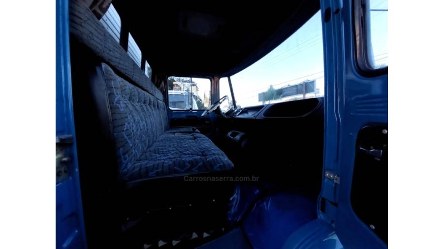 MERCEDES-BENZ - 608 - 1977/1977 - Azul - Sob Consulta