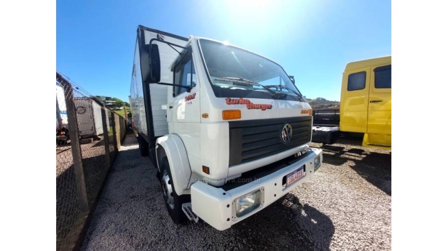 VOLKSWAGEN - 12-170 - 1997/1997 - Branca - Sob Consulta