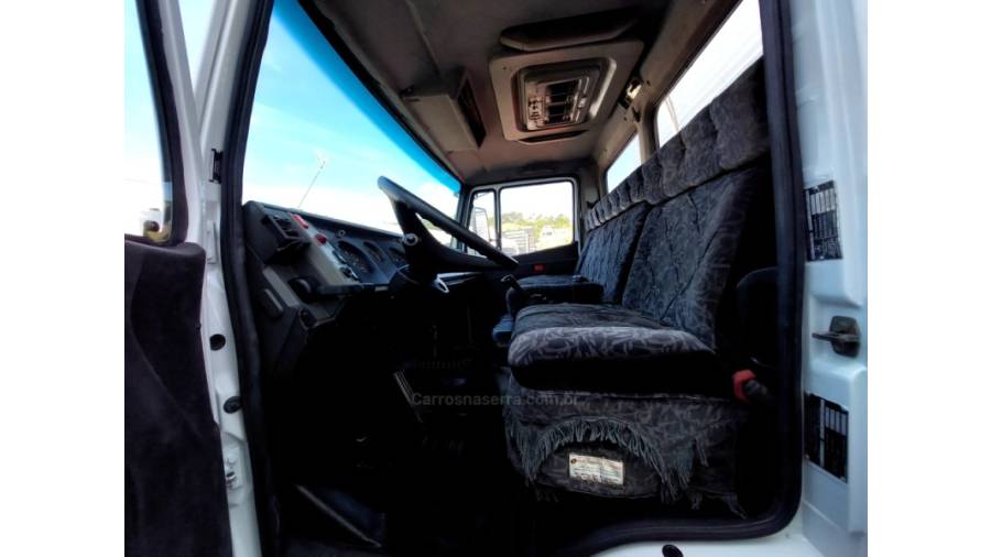 MERCEDES-BENZ - 1218 - 1995/1995 - Branca - Sob Consulta