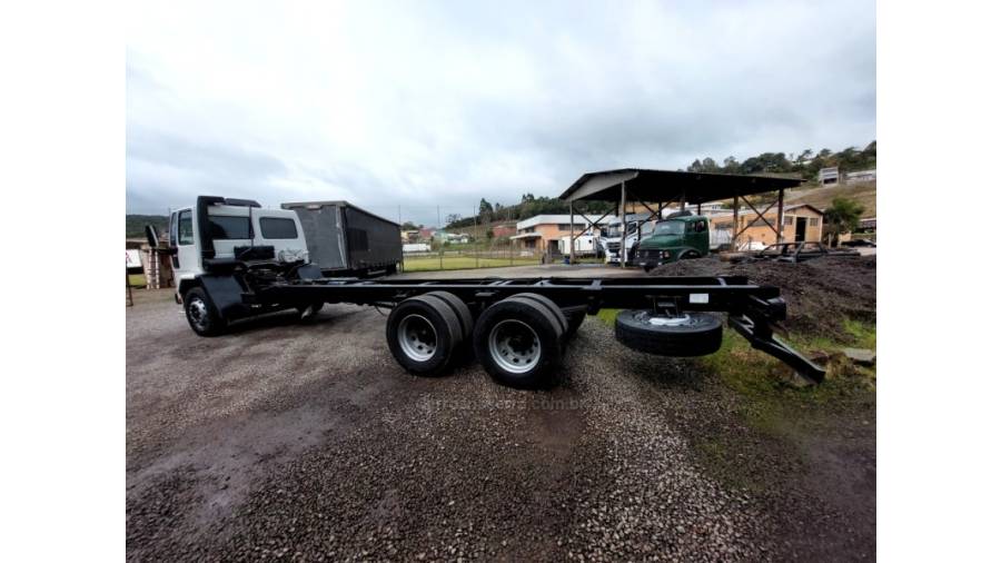 FORD - CARGO 1618 - 1988/1988 - Branca - Sob Consulta