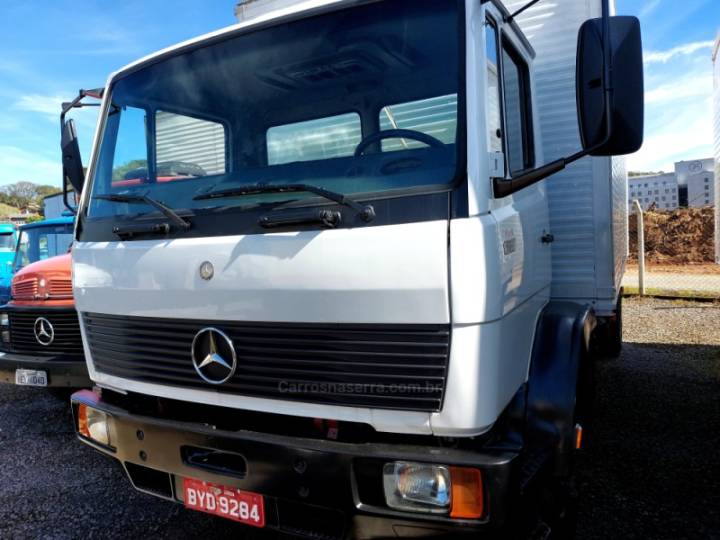 MERCEDES-BENZ - 1218 - 1995/1995 - Branca - Sob Consulta