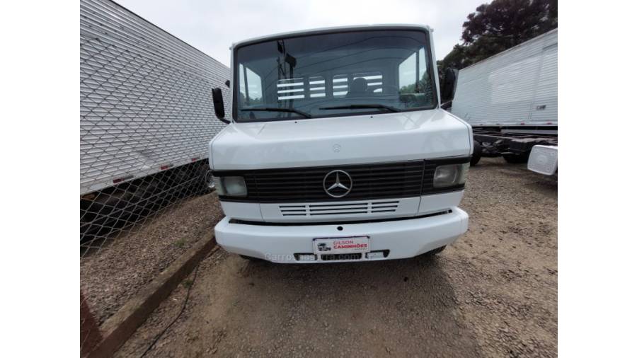 MERCEDES-BENZ - 710 - 2001/2001 - Branca - Sob Consulta