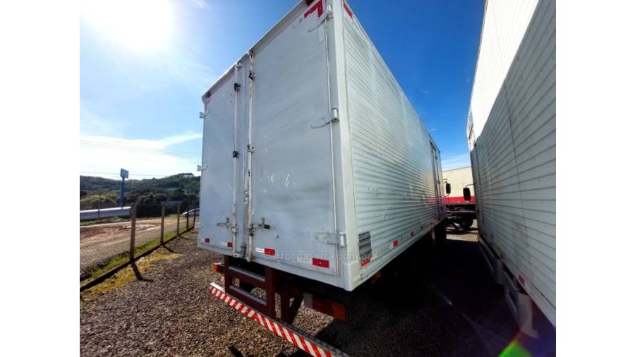 MERCEDES-BENZ - 1218 - 1995/1995 - Branca - Sob Consulta