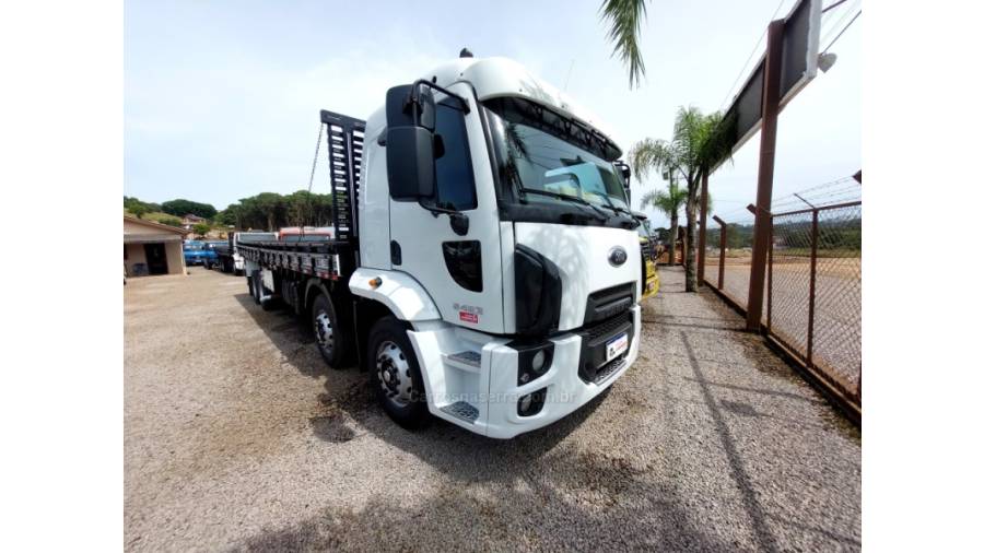 FORD - CARGO 2423 - 2013/2013 - Branca - Sob Consulta