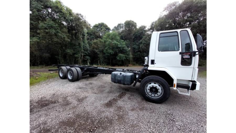 FORD - CARGO 1618 - 1988/1988 - Branca - Sob Consulta