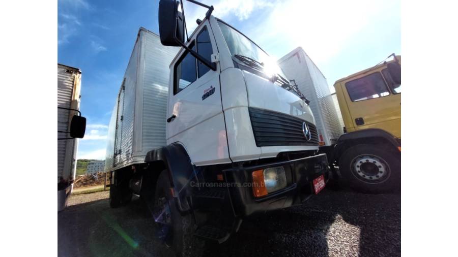 MERCEDES-BENZ - 1218 - 1995/1995 - Branca - Sob Consulta