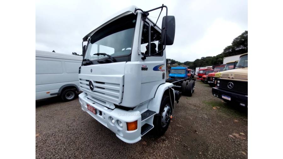 MERCEDES-BENZ - 1720 - 2001/2001 - Branca - Sob Consulta