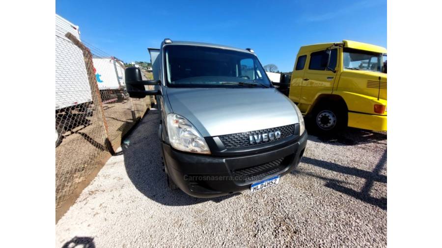 IVECO - DAILY - 2013/2013 - Verde - Sob Consulta
