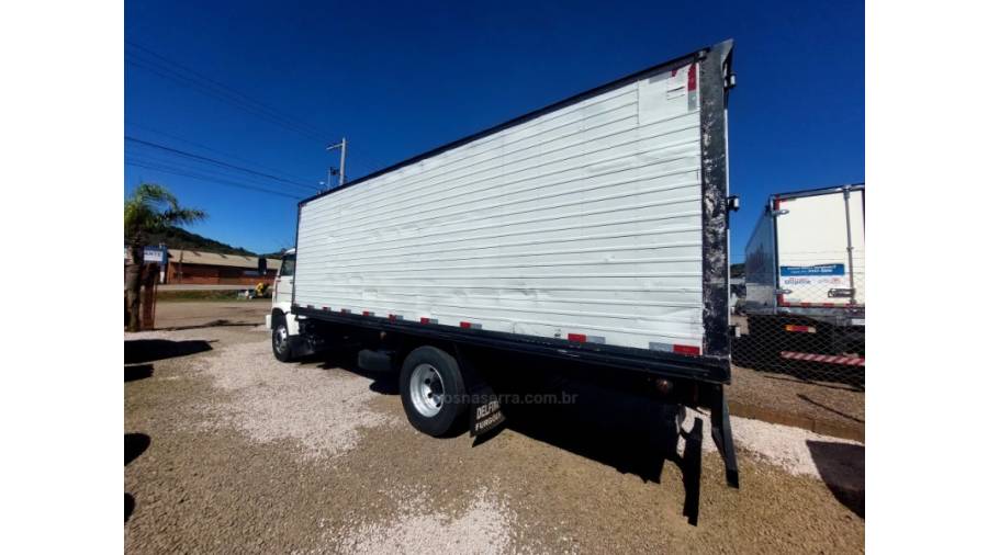 VOLKSWAGEN - 12-170 - 1997/1997 - Branca - Sob Consulta