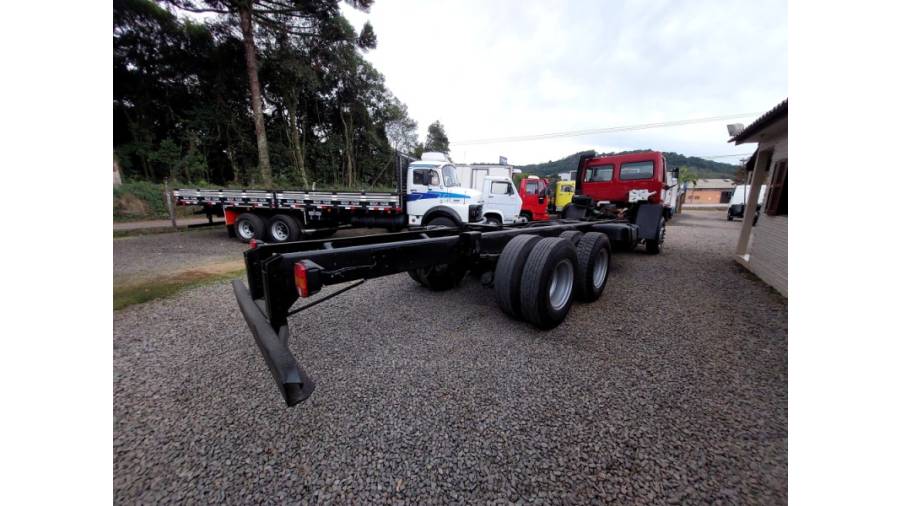 FORD - CARGO 1618 - 1989/1989 - Vermelha - Sob Consulta