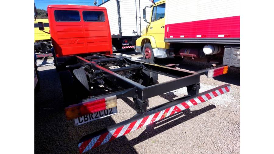 MERCEDES-BENZ - 710 - 1996/1996 - Vermelha - Sob Consulta