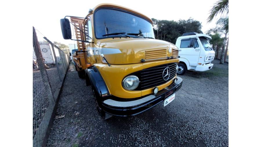 MERCEDES-BENZ - 1113 - 1977/1977 - Amarela - Sob Consulta