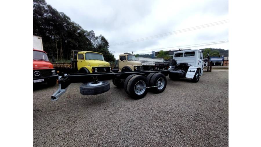 MERCEDES-BENZ - 1720 - 2001/2001 - Branca - Sob Consulta