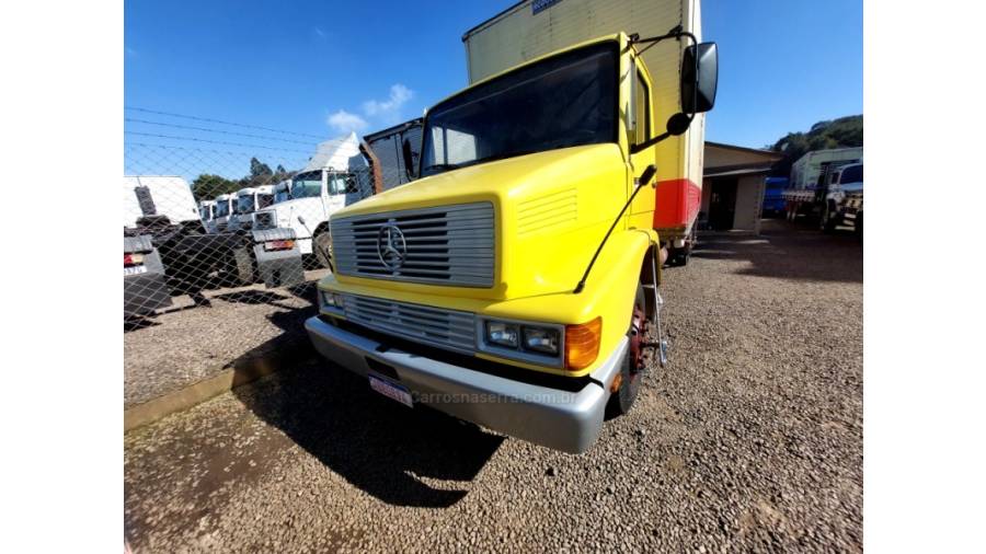 MERCEDES-BENZ - 1218 - 1990/1990 - Amarela - Sob Consulta