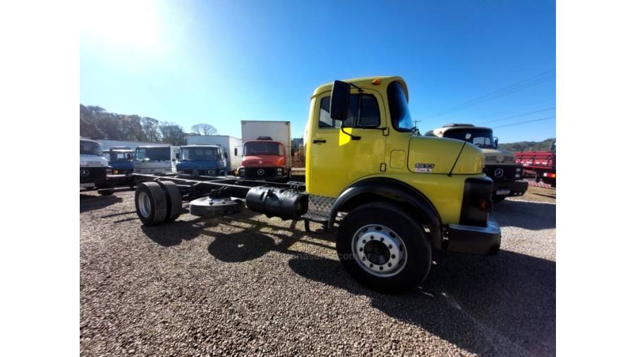 MERCEDES-BENZ - 1513 - 1985/1985 - Amarela - Sob Consulta