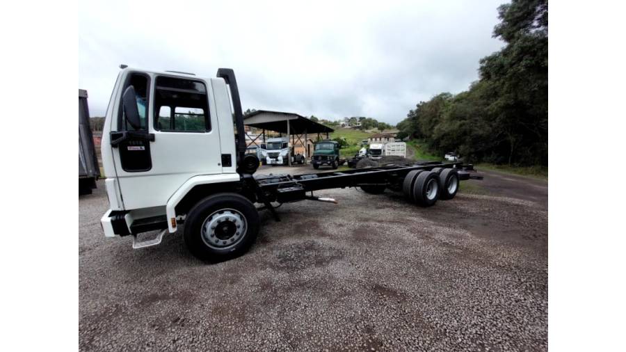FORD - CARGO 1618 - 1988/1988 - Branca - Sob Consulta